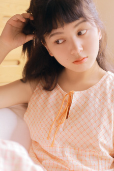 佐伯奈