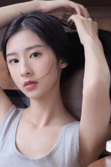 禁止的爱:善良的小峓子在线HD